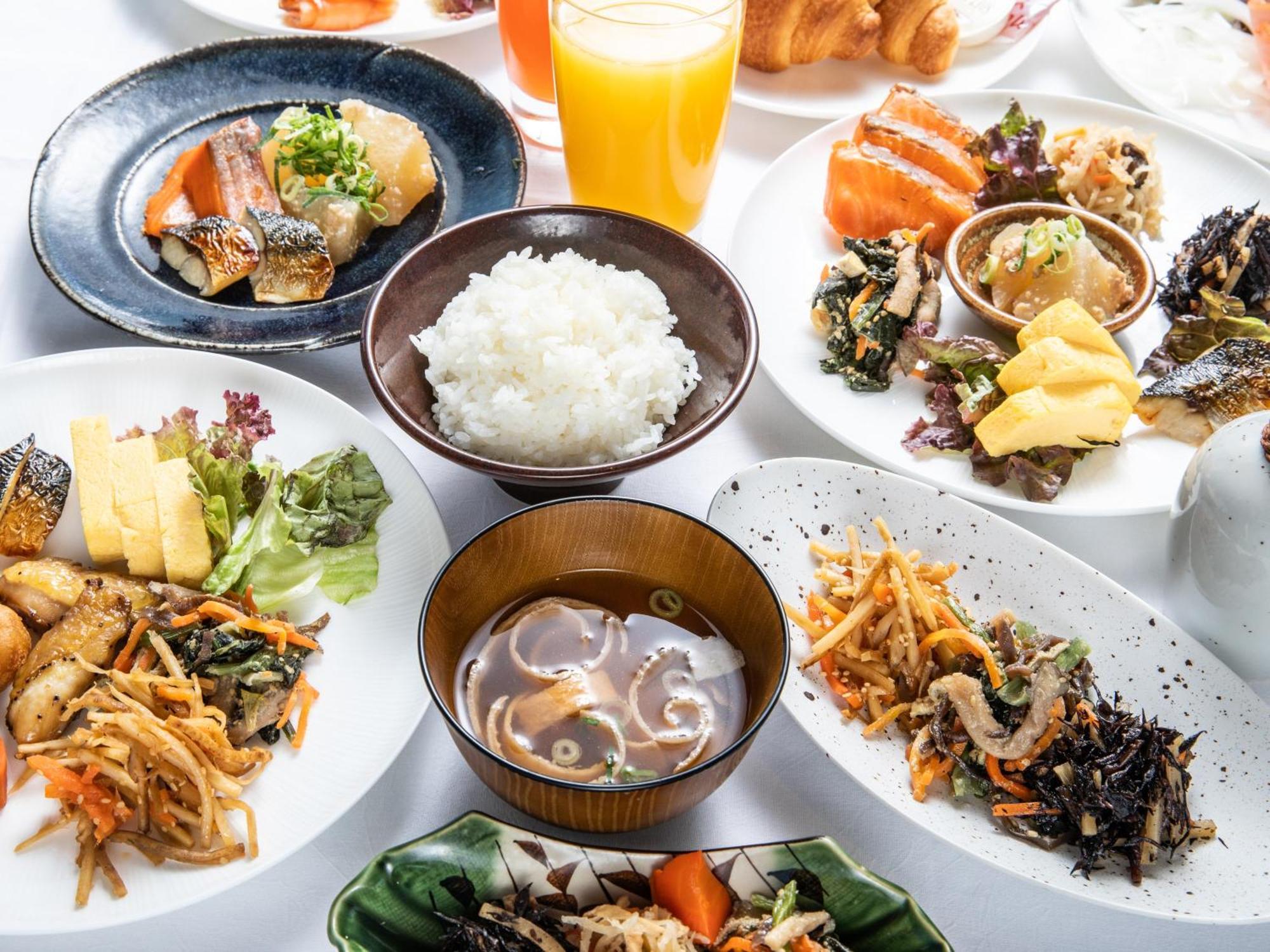 Apa Shin Eki Tower 4* 大阪